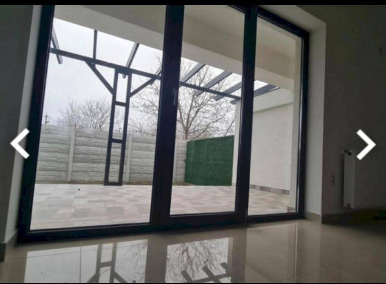 Joygate Entire Villa Otopeni Exterior photo